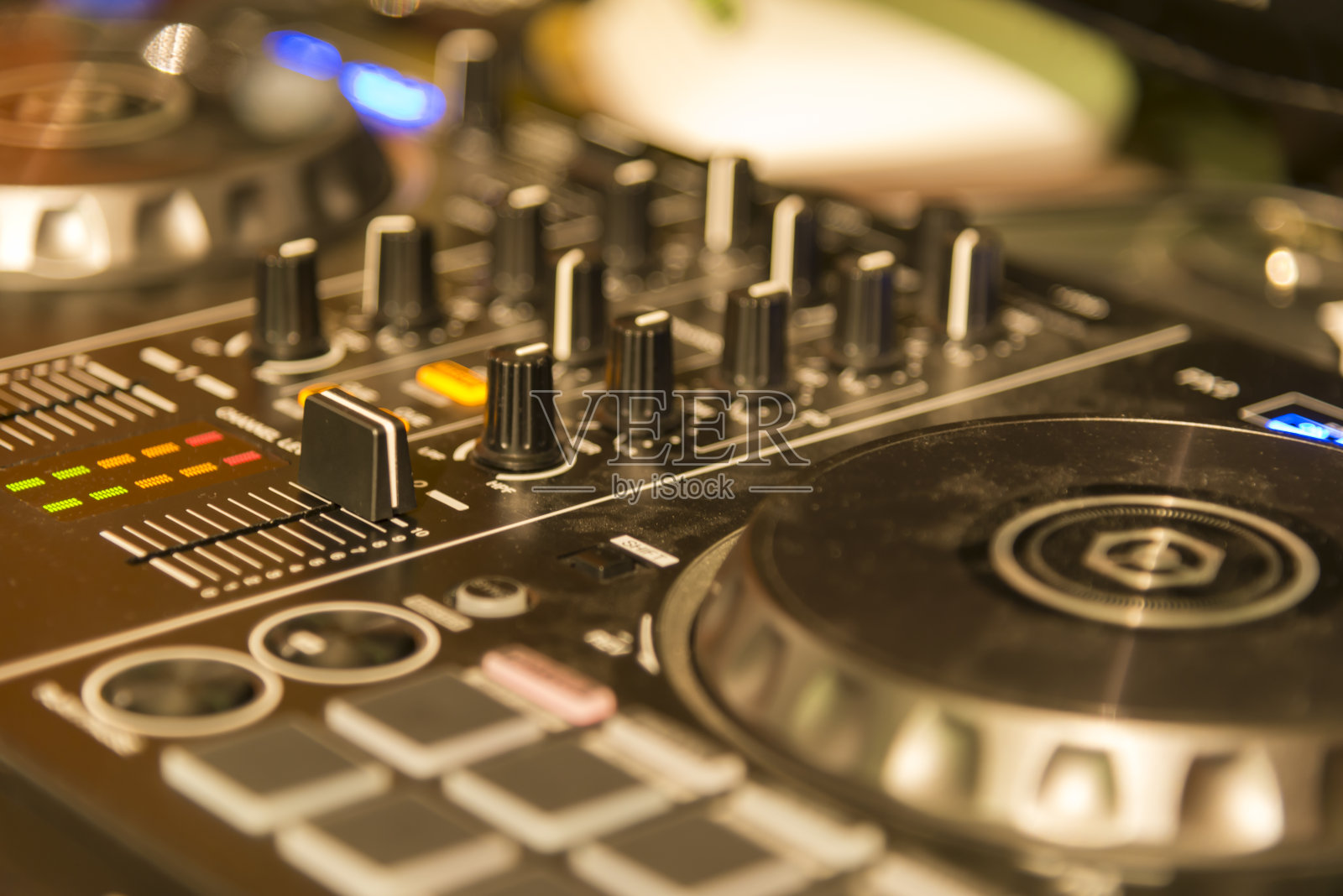 专业音响混音台照片摄影图片