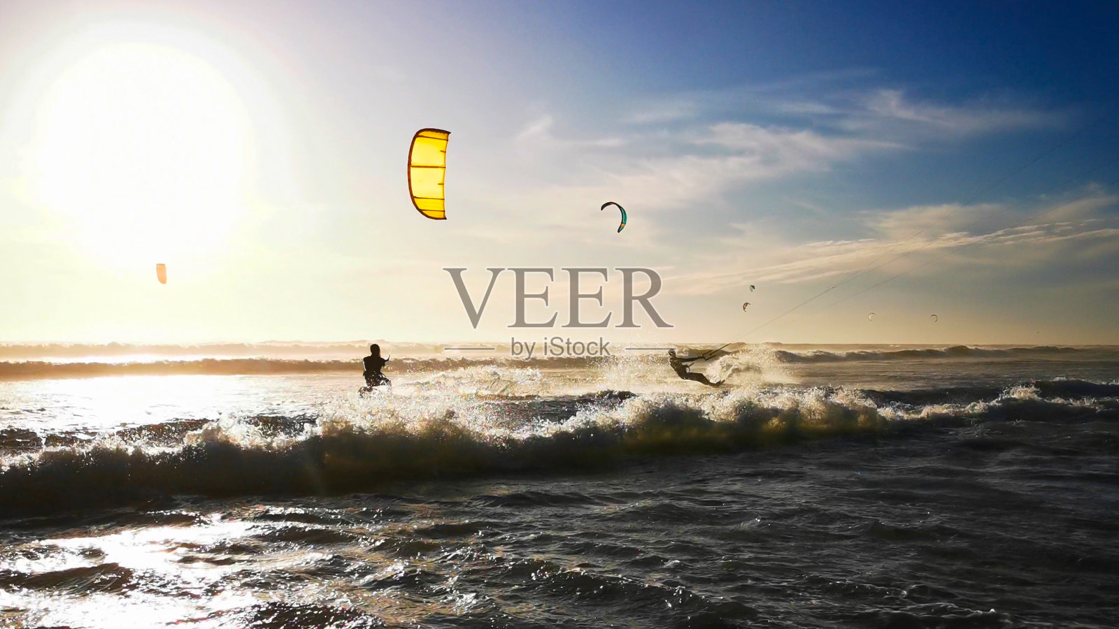 风筝冲浪桌山开普敦，南非照片摄影图片