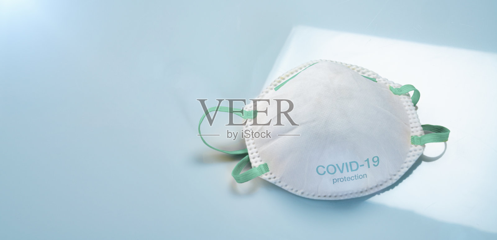 抗病毒防护口罩ffp2标准，预防冠状病毒和Sars-CoV-2感染照片摄影图片