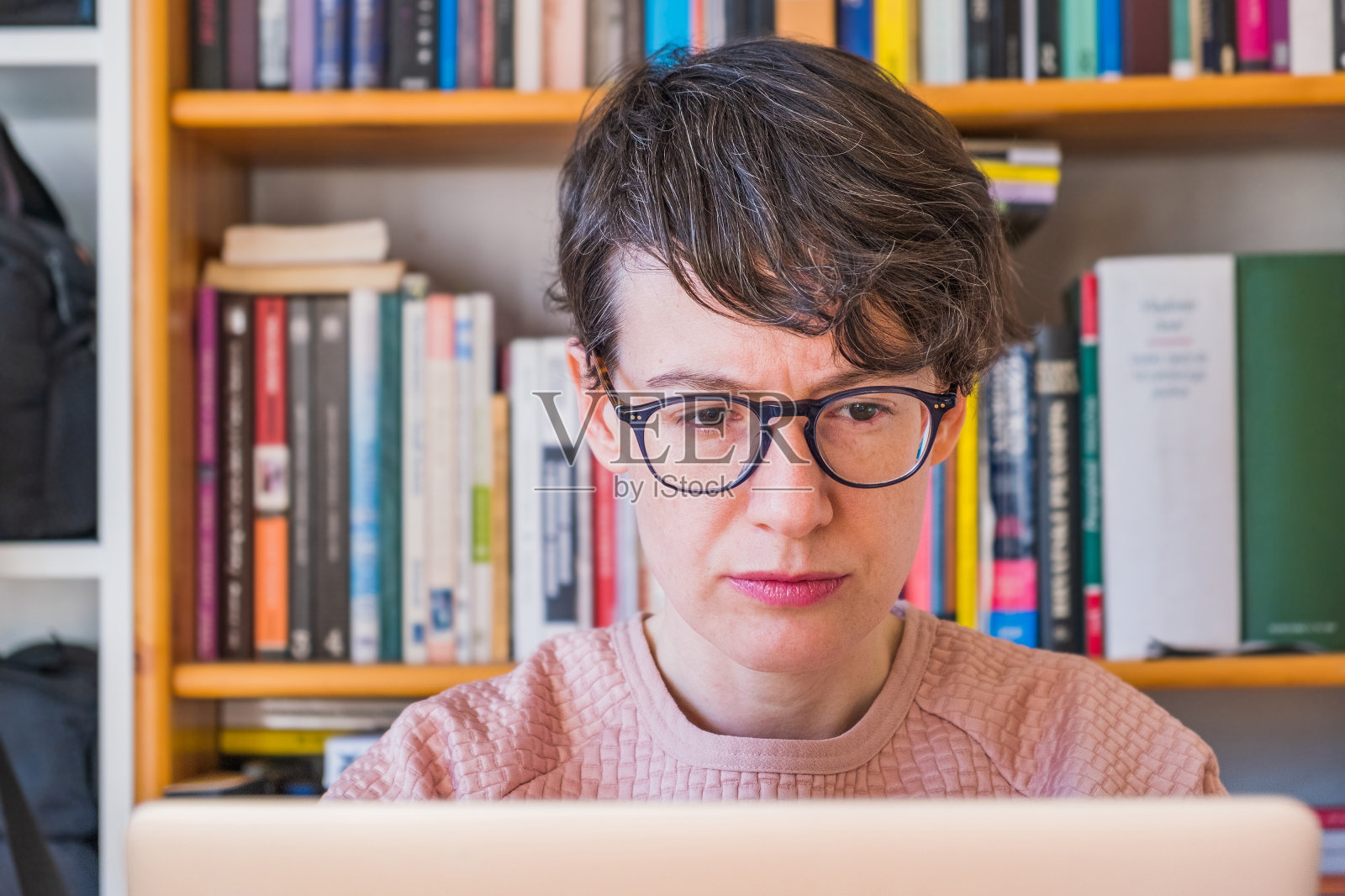 居家办公场景照片摄影图片