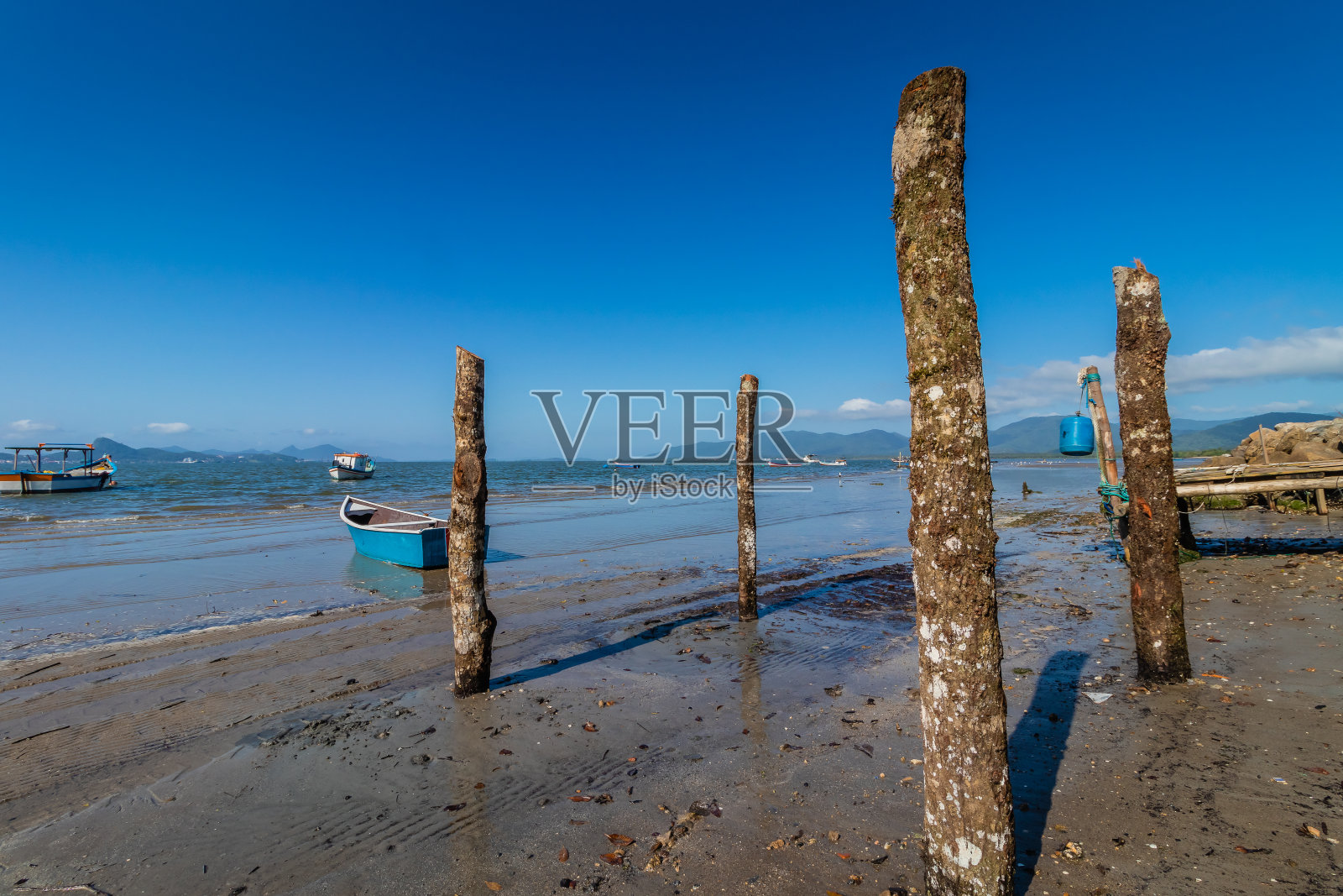 海滩码头照片摄影图片