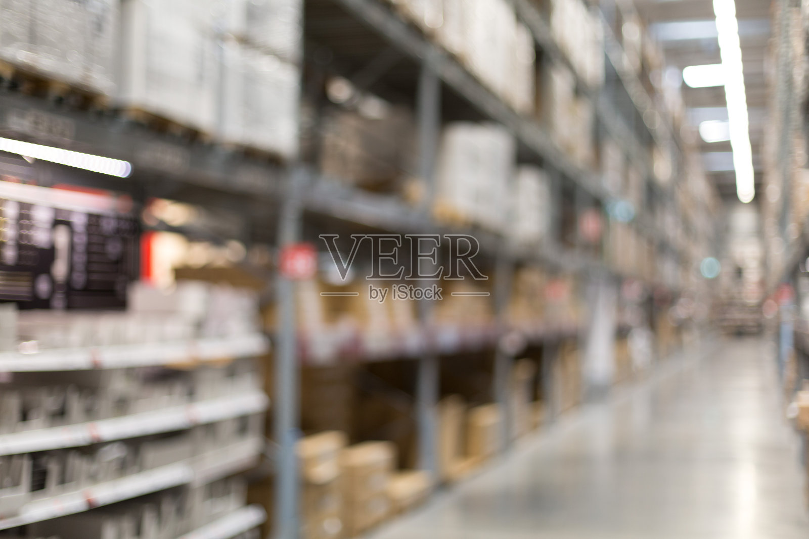 模糊的工具在货架上的商店建筑材料照片摄影图片