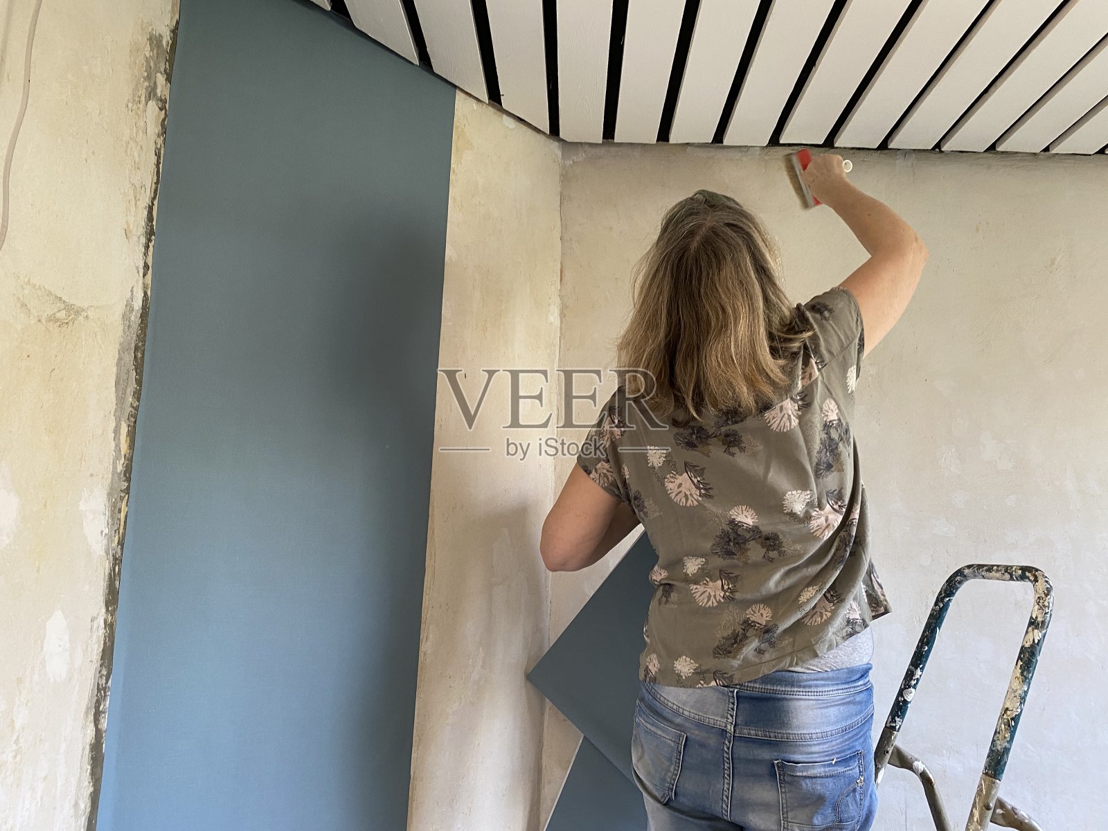 夹板墙照片摄影图片