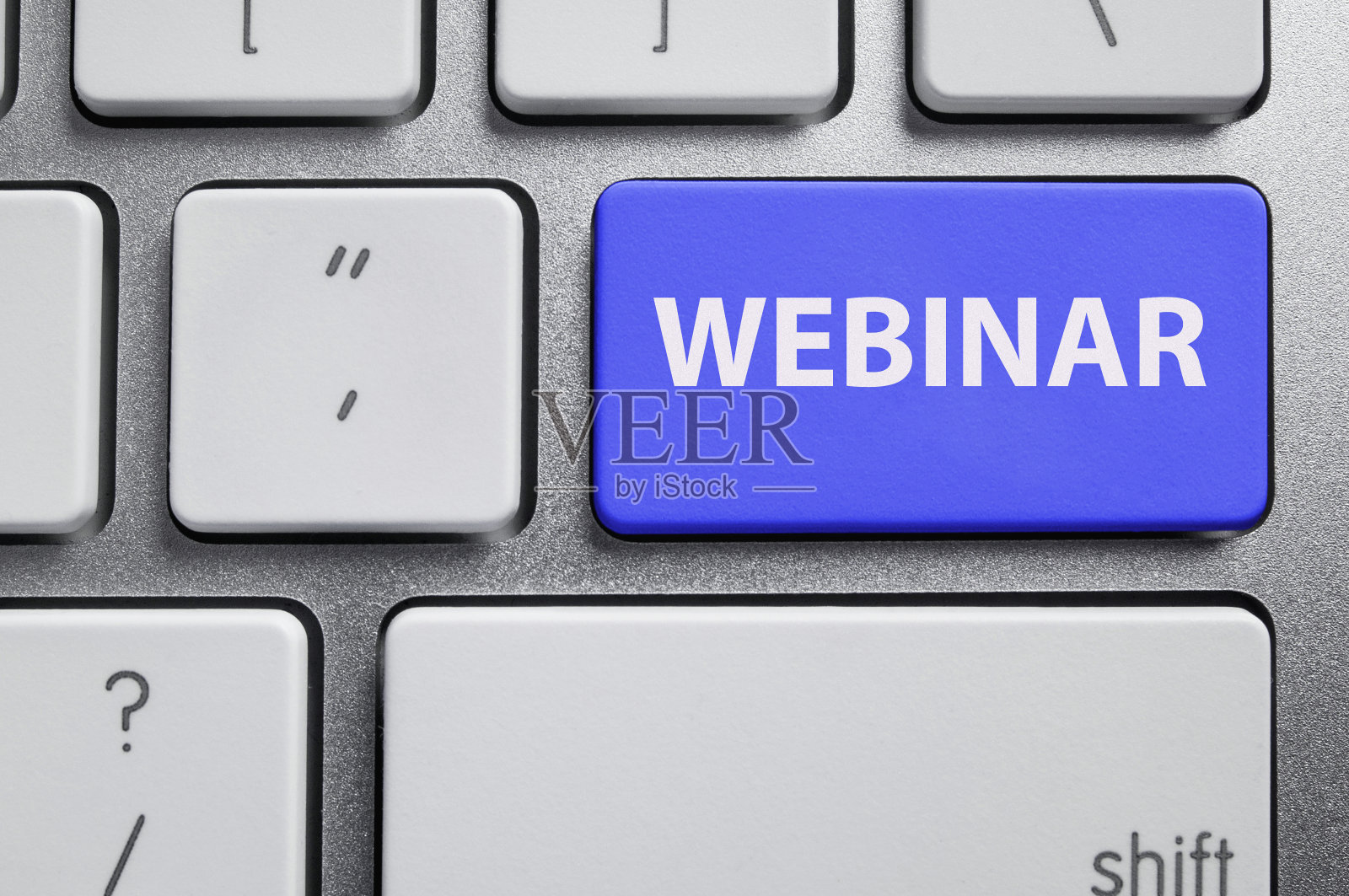现代键盘与蓝色在线教育键照片摄影图片