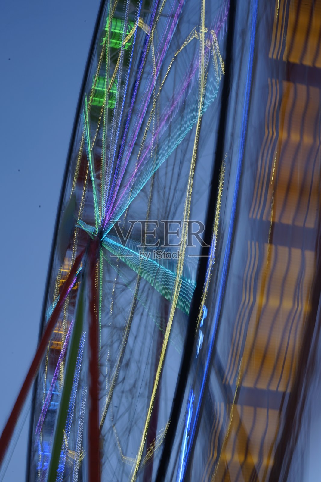 主题公园:轮渡运动和彩色灯光照片摄影图片