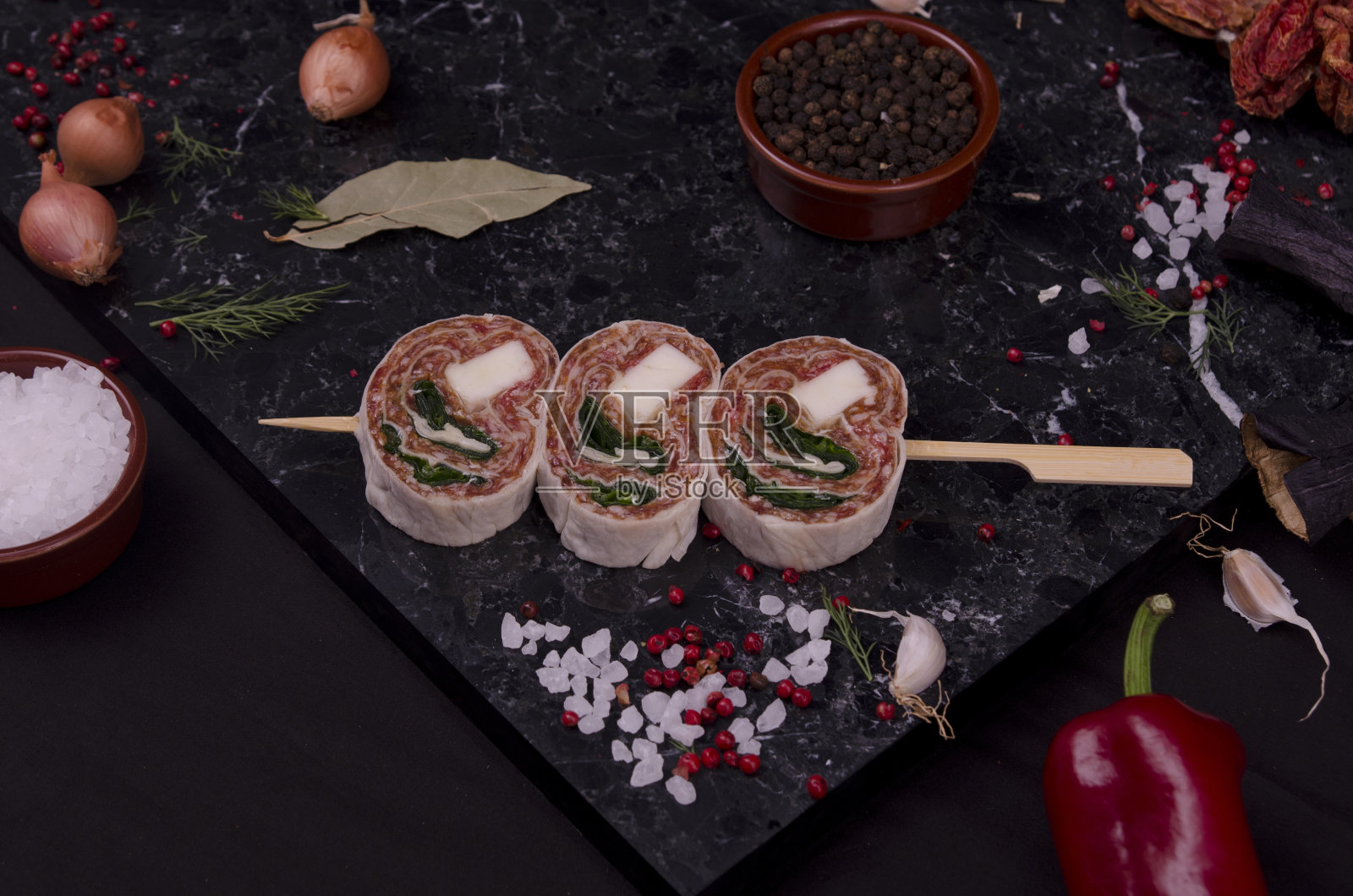 土耳其生肉丸照片摄影图片