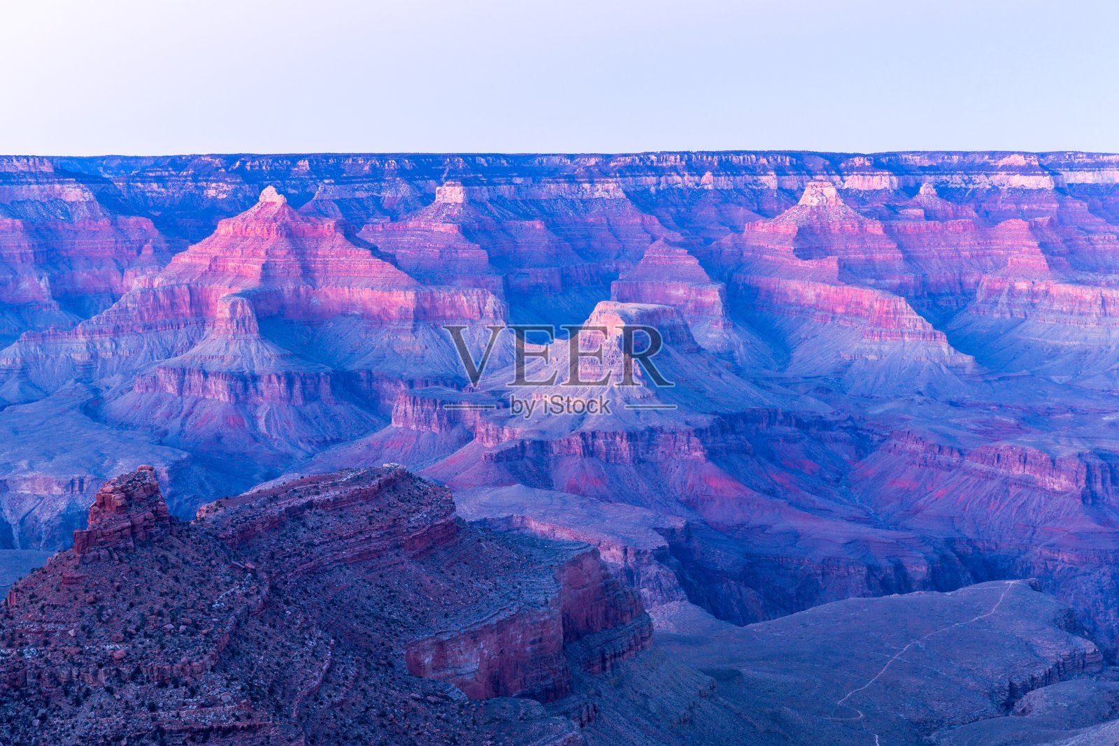 亚利桑那州大峡谷国家公园南缘之上的日落照片摄影图片