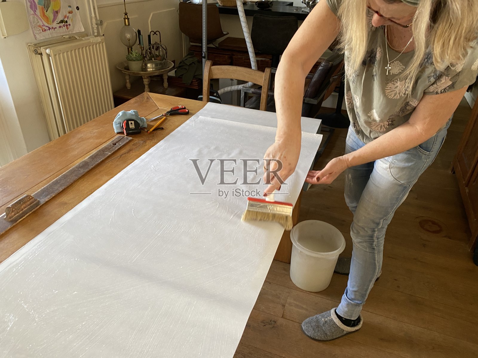 夹板墙照片摄影图片