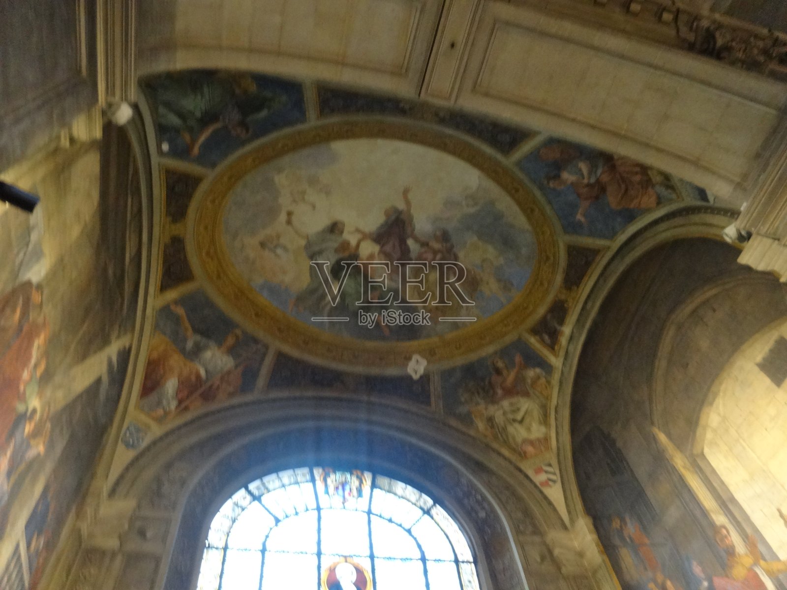 法国巴黎的圣叙尔比斯教堂照片摄影图片