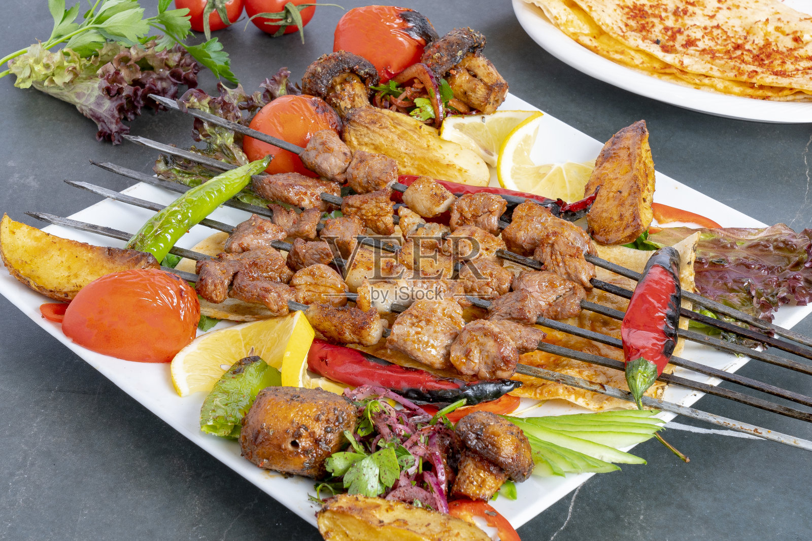 土耳其菜中的土耳其肉照片摄影图片