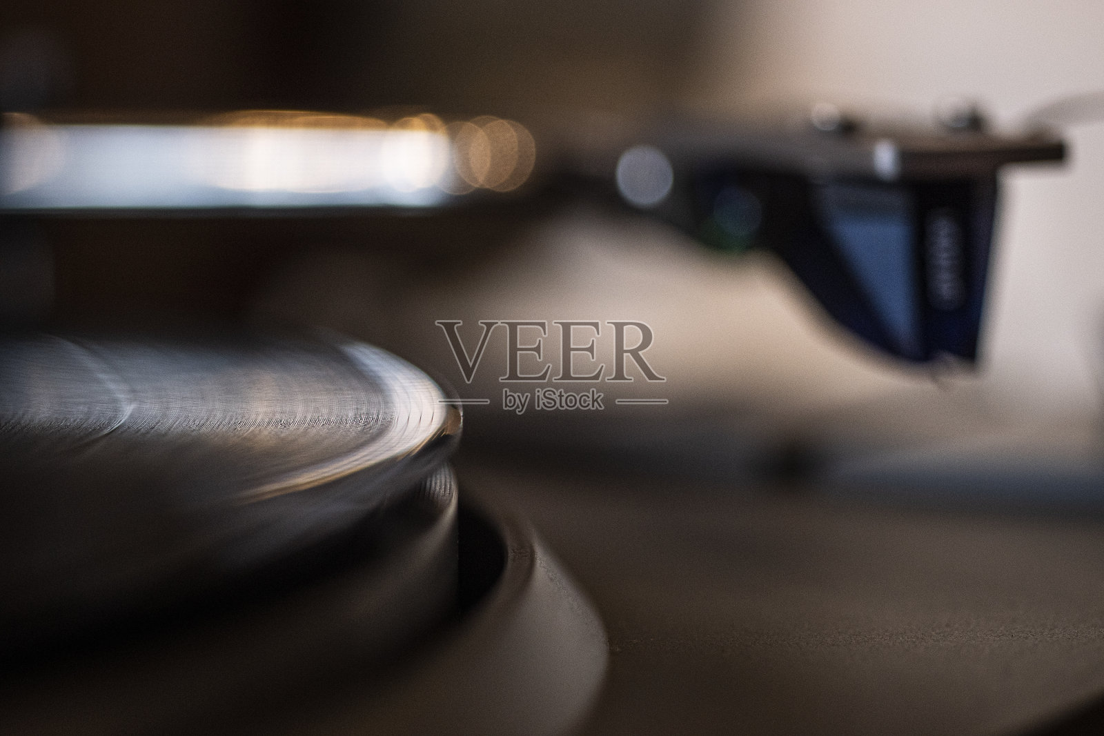 转盘-黑胶唱片，音乐和唱机磁带照片摄影图片