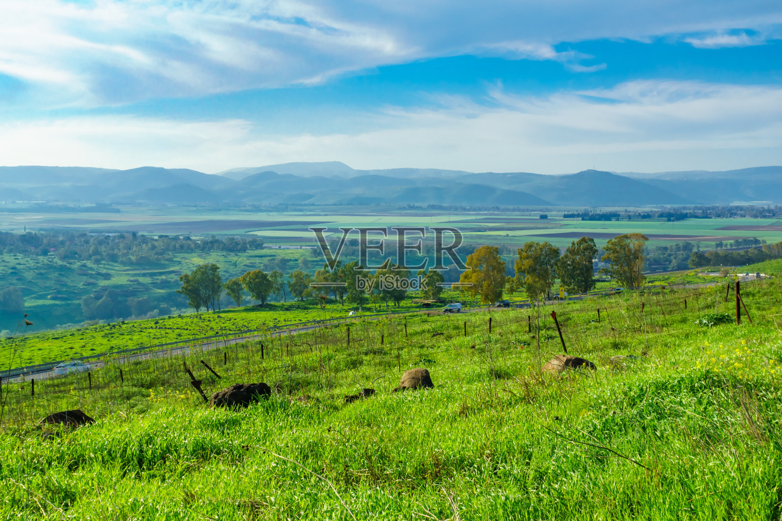 从加多特观测点俯瞰胡拉谷照片摄影图片