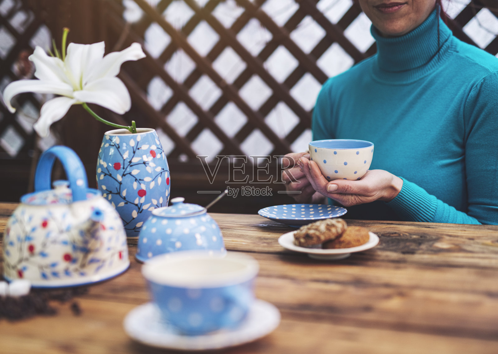 独特的陶瓷咖啡和茶服务照片摄影图片