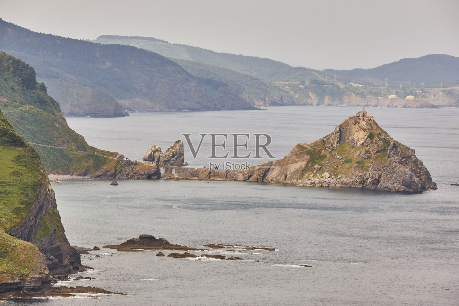 巴斯克地区海岸线上的圣胡安教堂。西班牙照片摄影图片