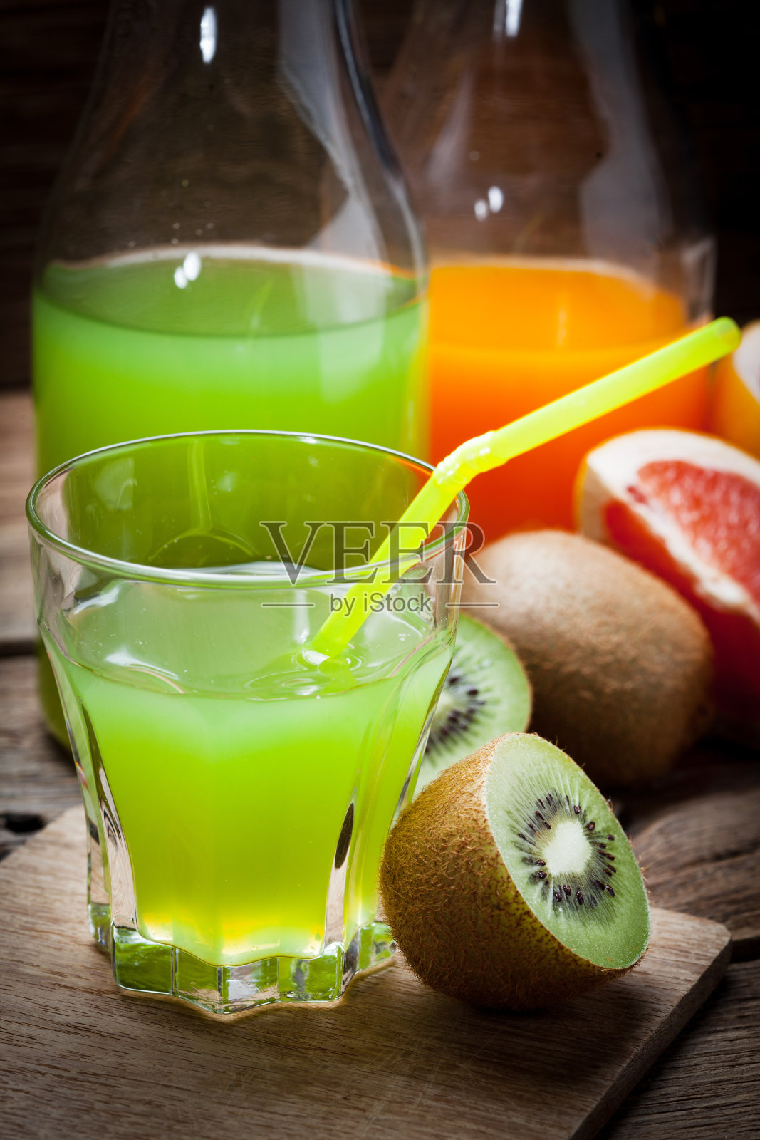 水果和果汁。照片摄影图片