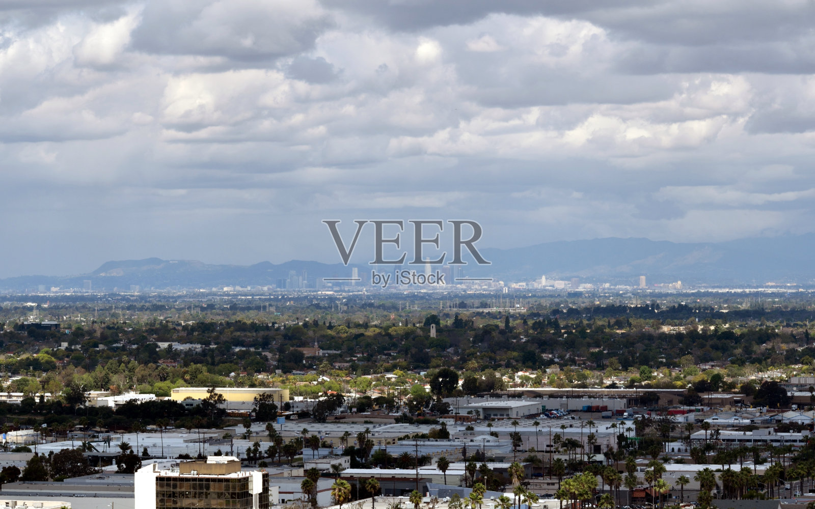 遥远的天使之城照片摄影图片