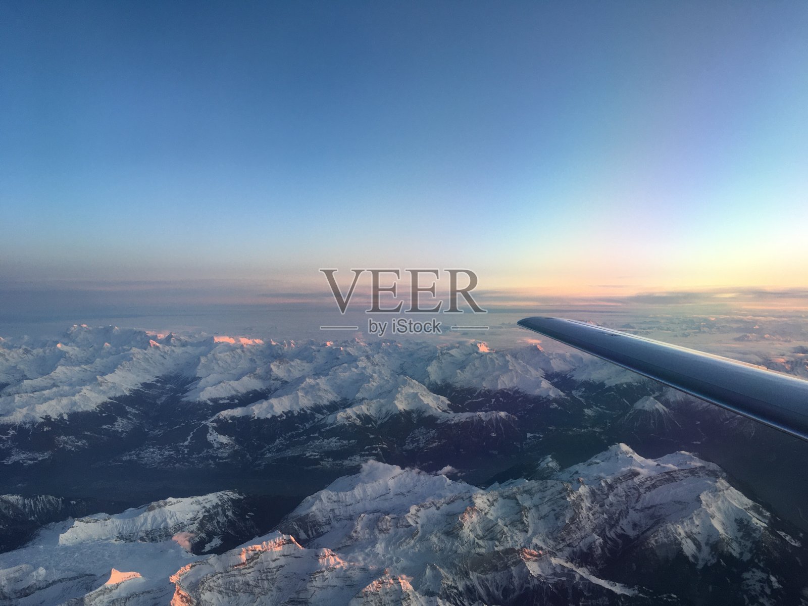 在天空中照片摄影图片