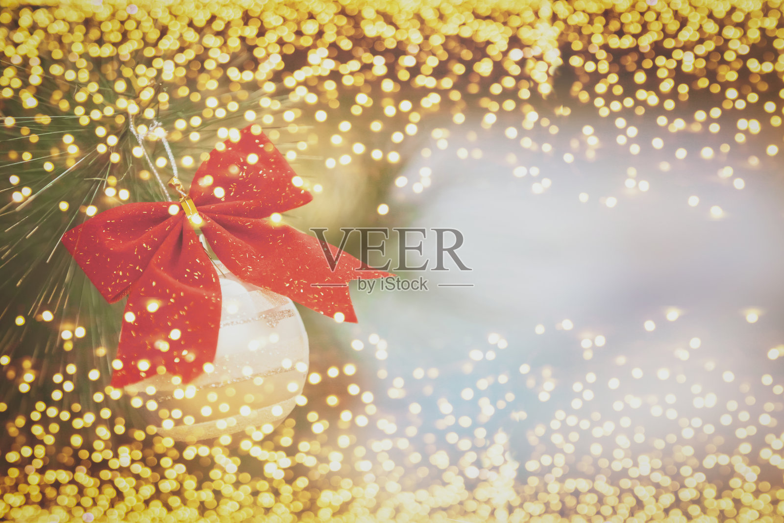 圣诞贺卡圣诞球金灿灿照片摄影图片