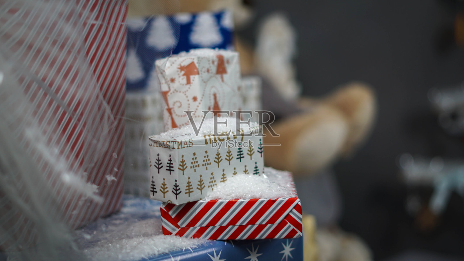 礼物为节日，温馨舒适照片摄影图片