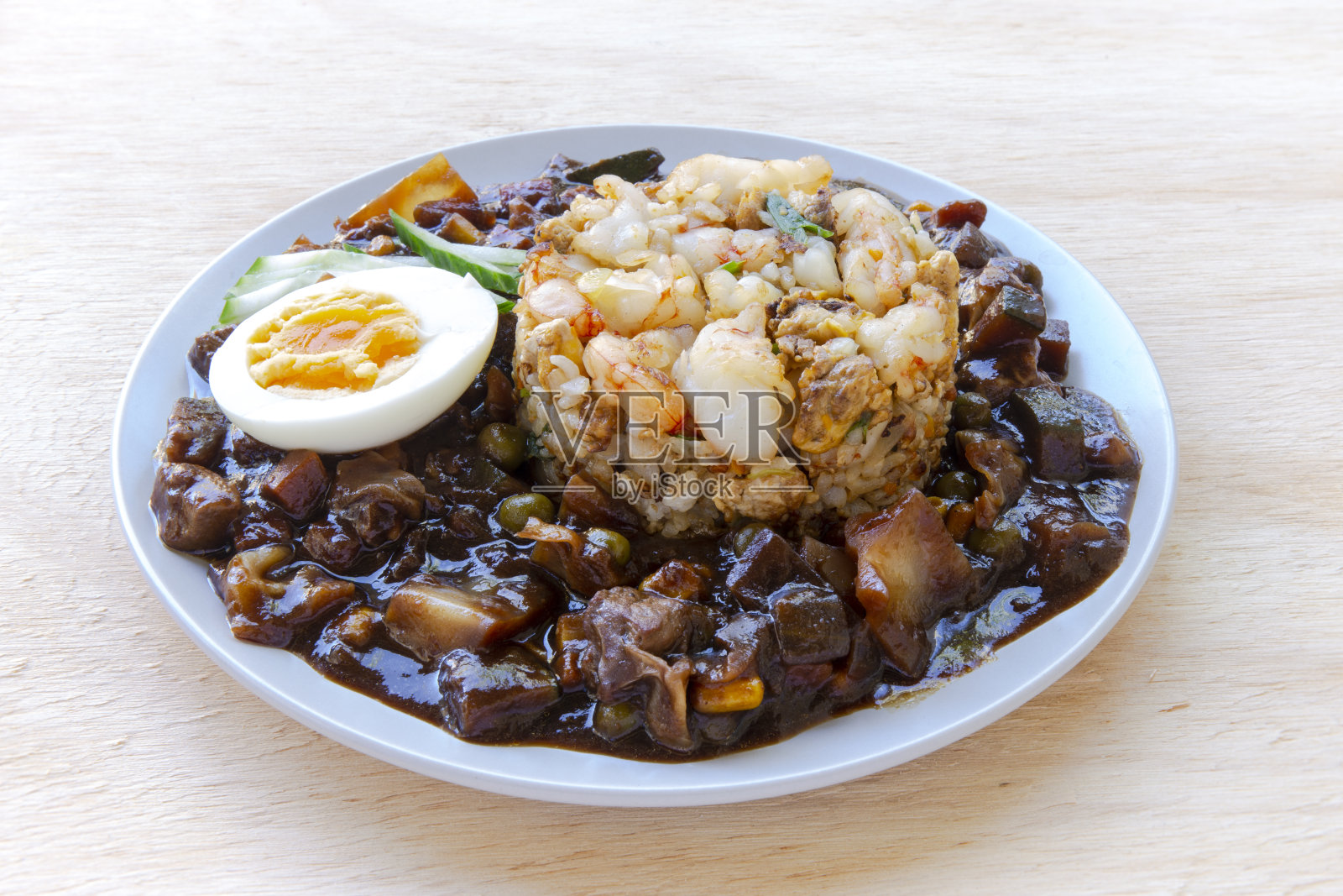 虾仁炒饭照片摄影图片