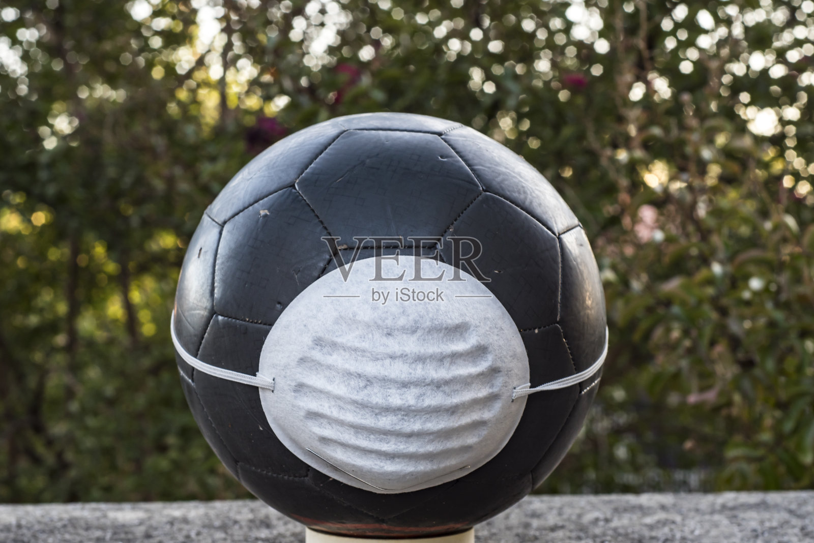 冠状病毒对世界主要足球联赛的影响照片摄影图片