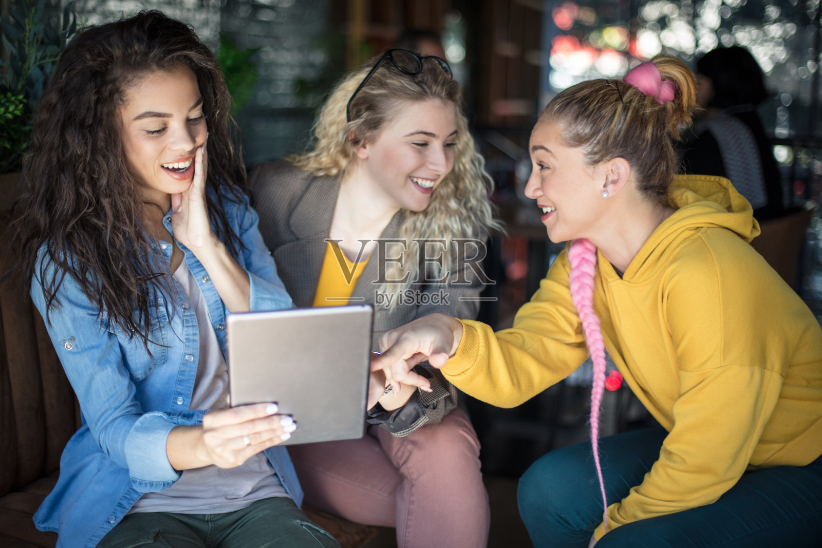 这太有趣了。照片摄影图片