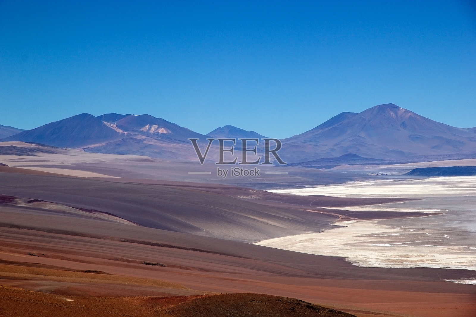 阿根廷Puna de Atacama的Salar de Arizaro报道照片摄影图片