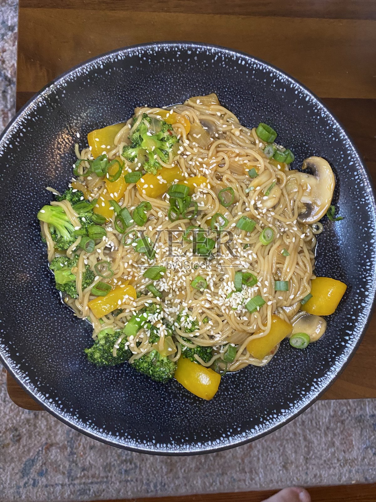 素炒面照片摄影图片