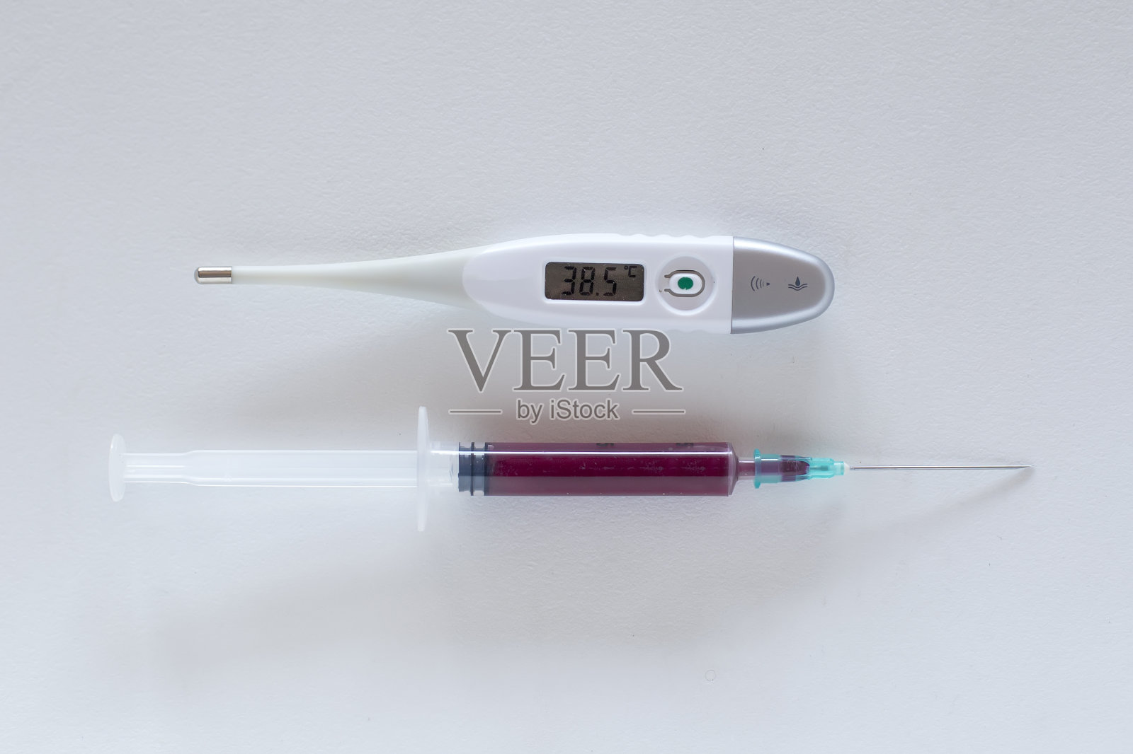 温度计和注射注射器照片摄影图片
