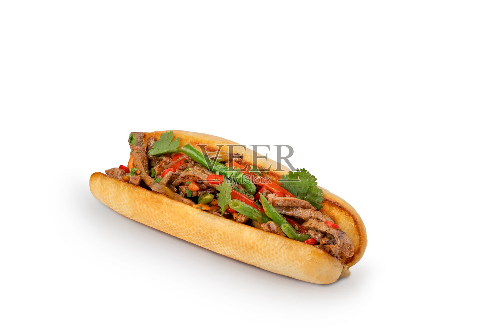 热狗配芦笋和甜椒肉末照片摄影图片