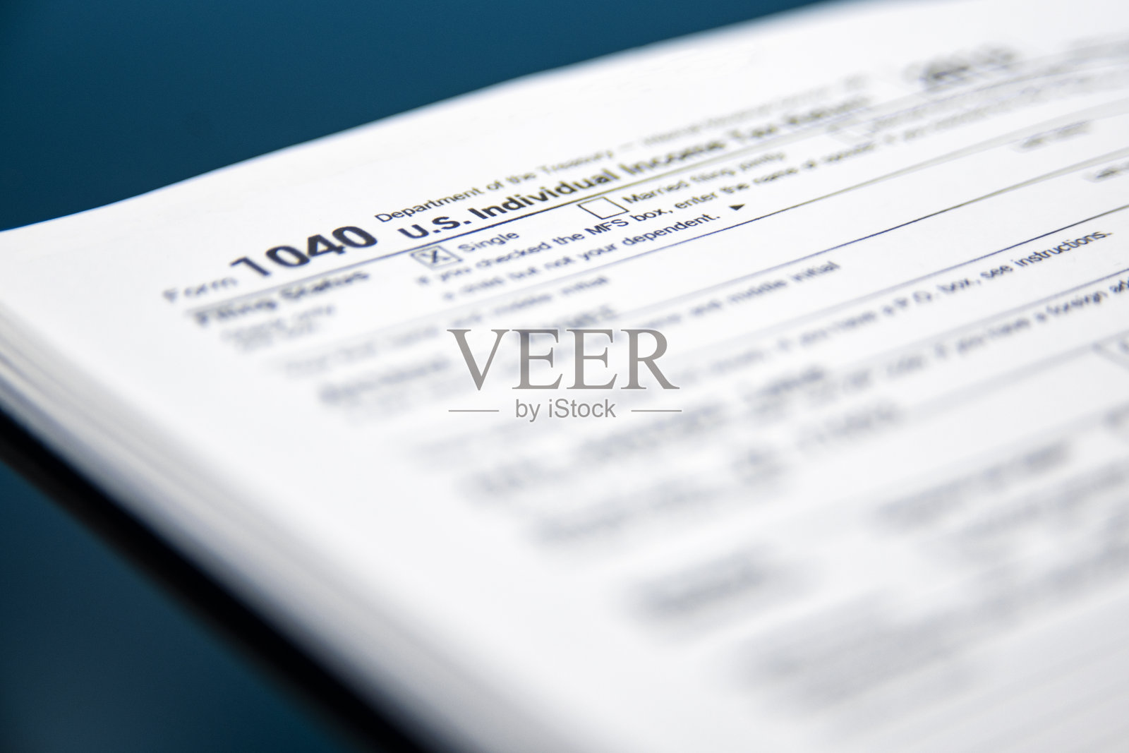 税收文件照片摄影图片