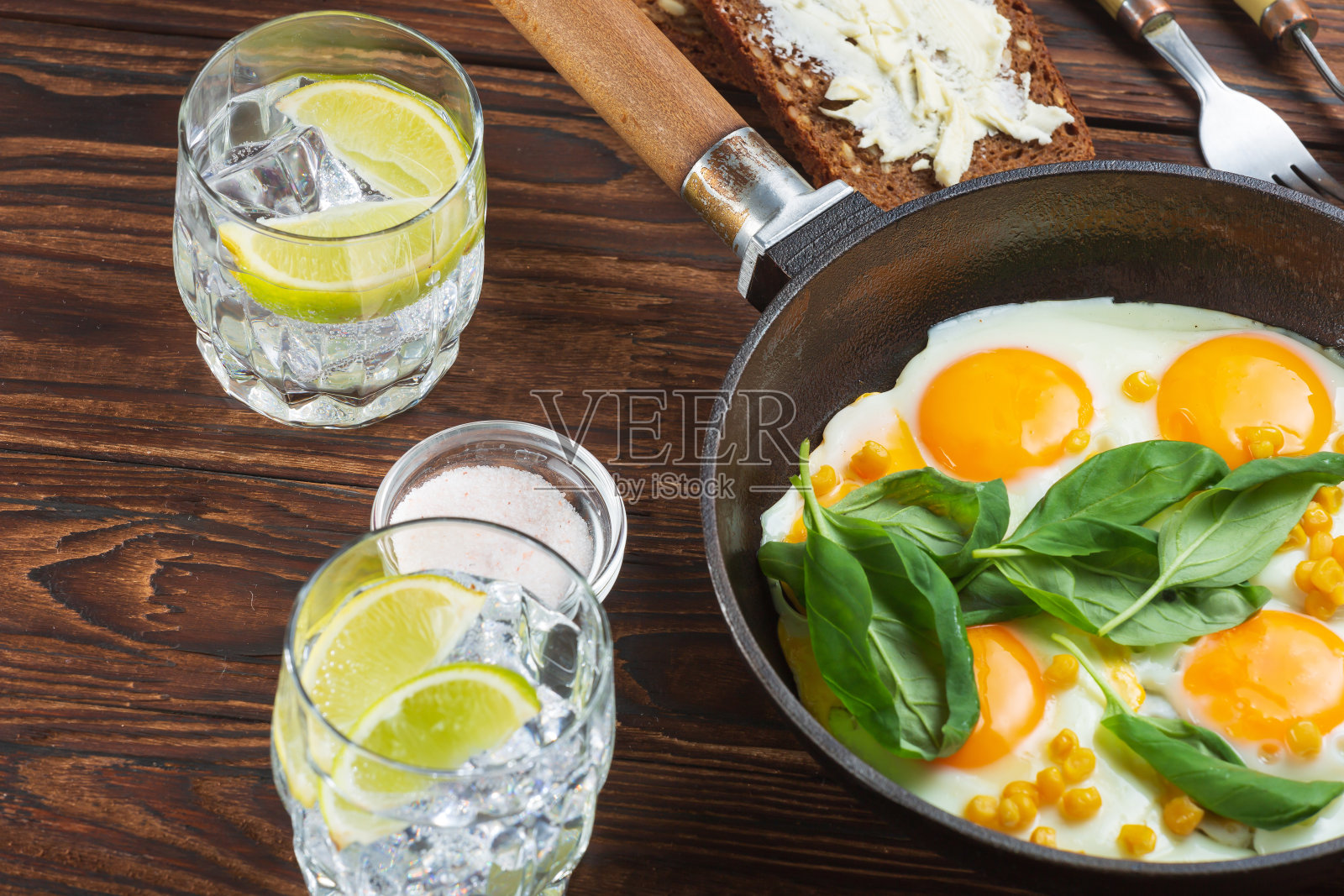 水煮蛋，健康早餐，健康炒鸡蛋，全煎蛋，英式早餐照片摄影图片