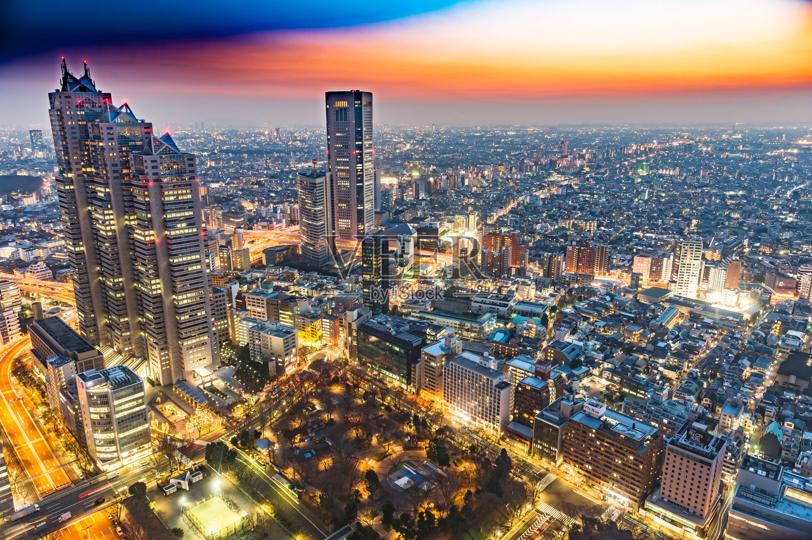 新宿夜景照片摄影图片