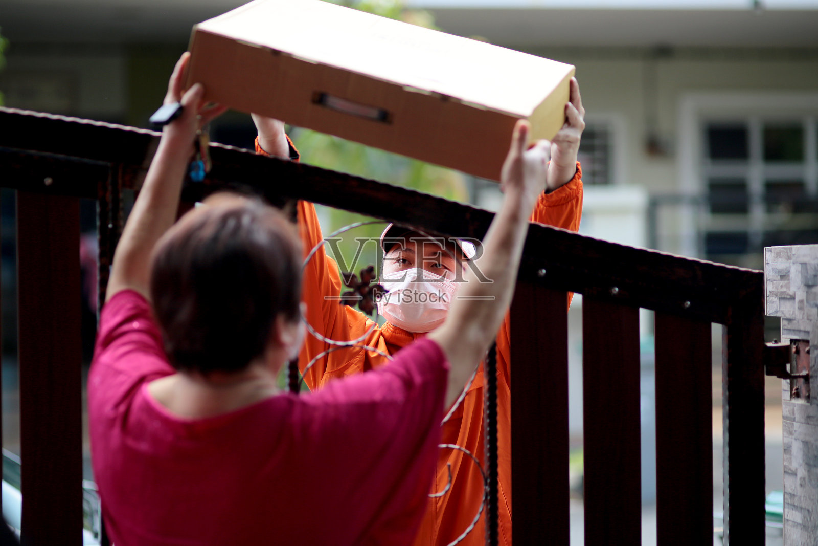 Covid-19:送货服务照片摄影图片