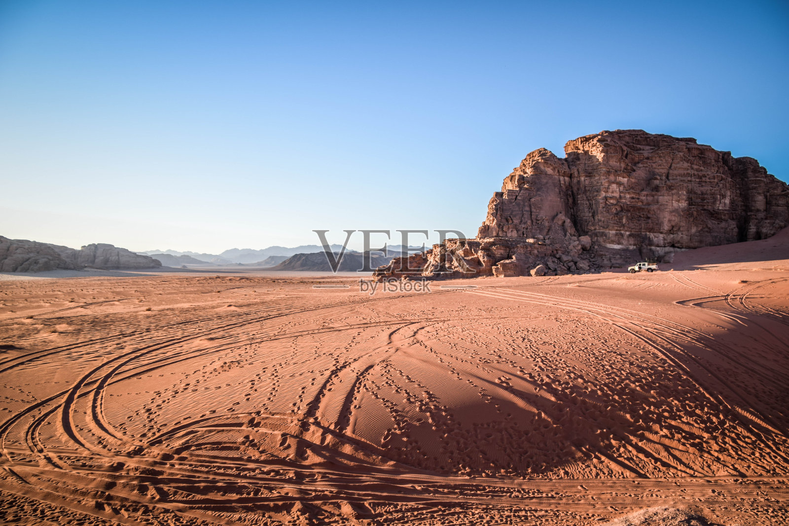 佩特拉和瓦迪拉姆-约旦最大的景点照片摄影图片