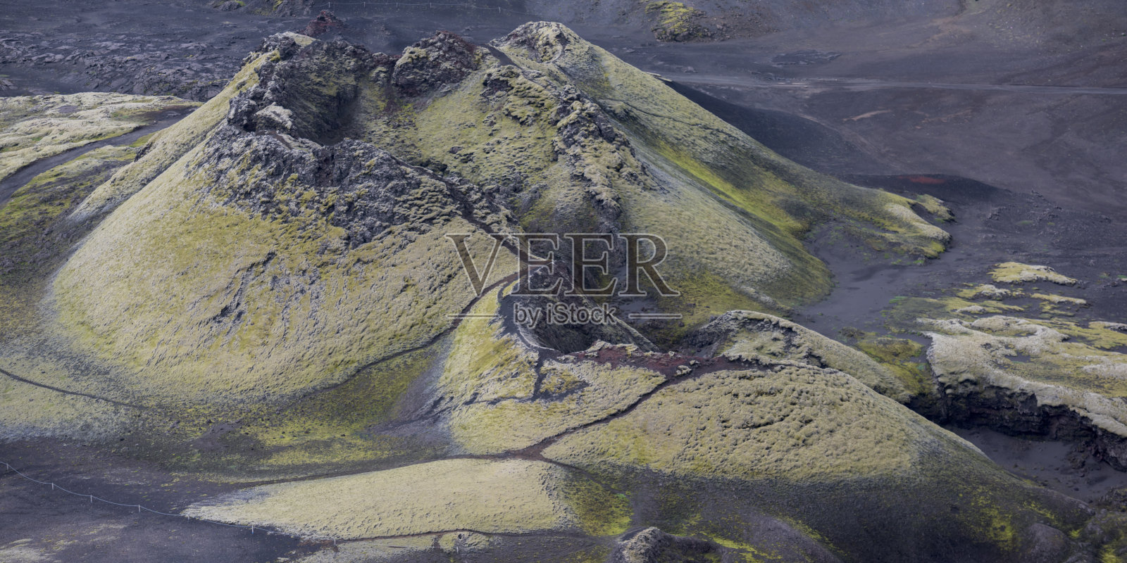 拉基火山口(Lakagígar)是冰岛南部的一个火山裂缝照片摄影图片