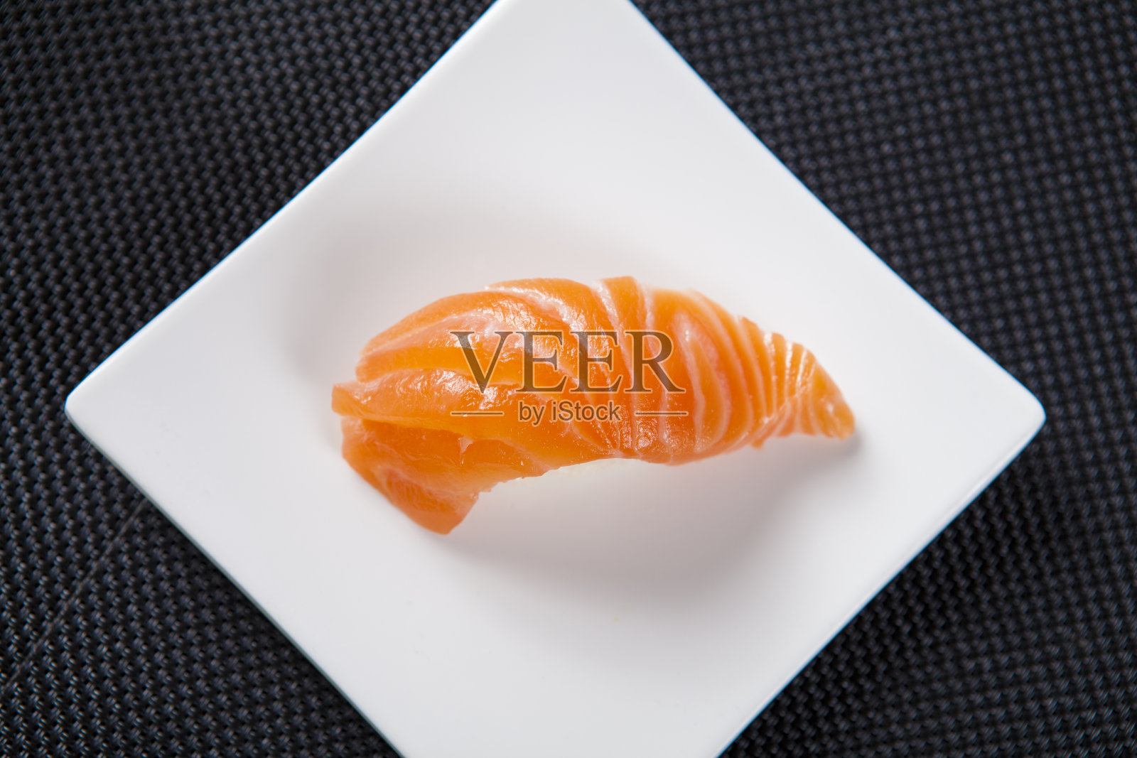 三文鱼寿司照片摄影图片