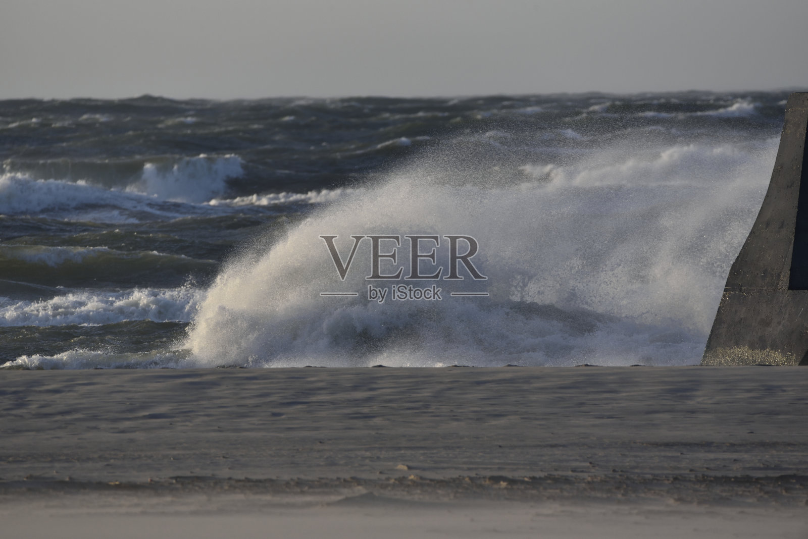 在海上风暴照片摄影图片