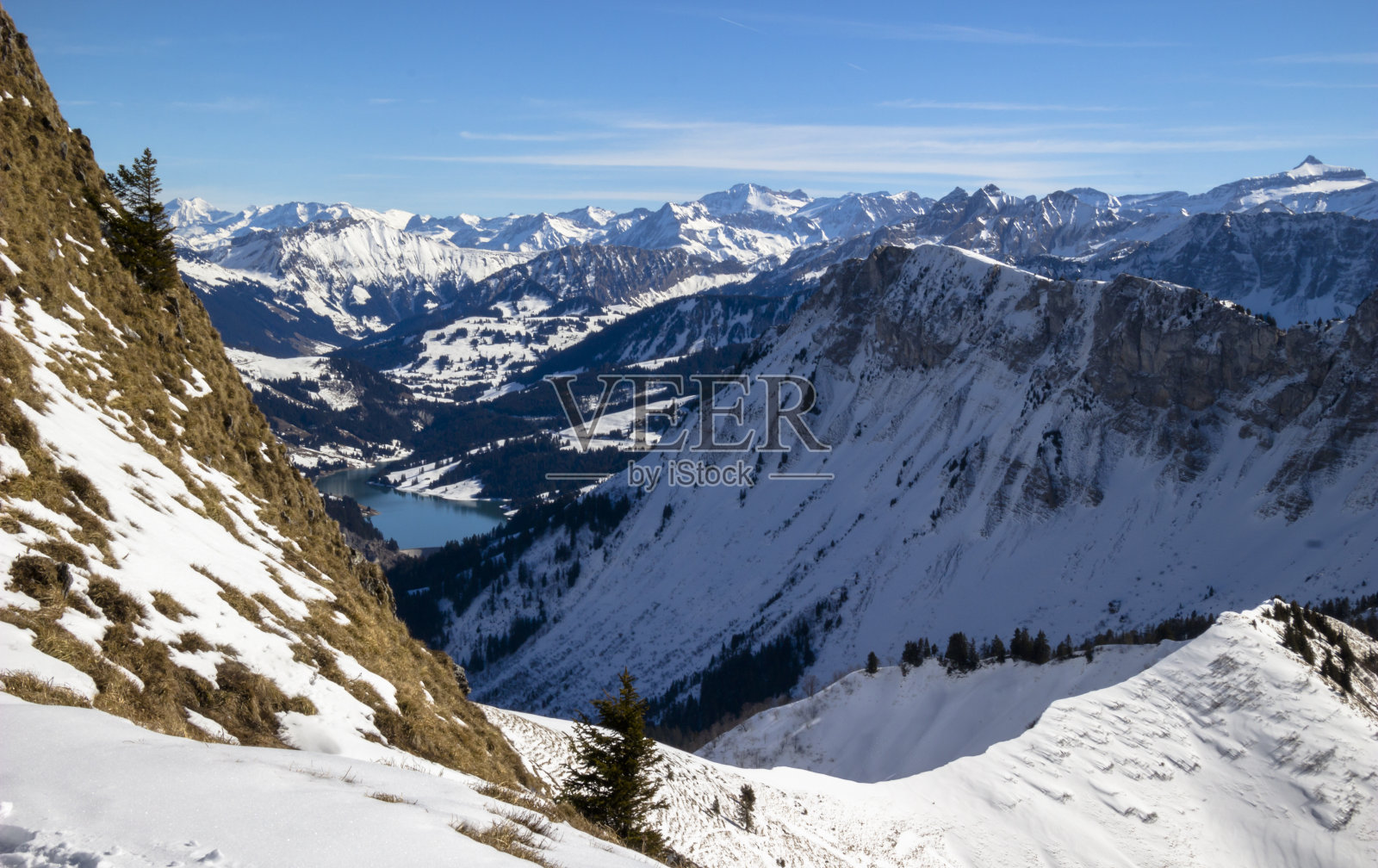 高山景观与湖泊照片摄影图片