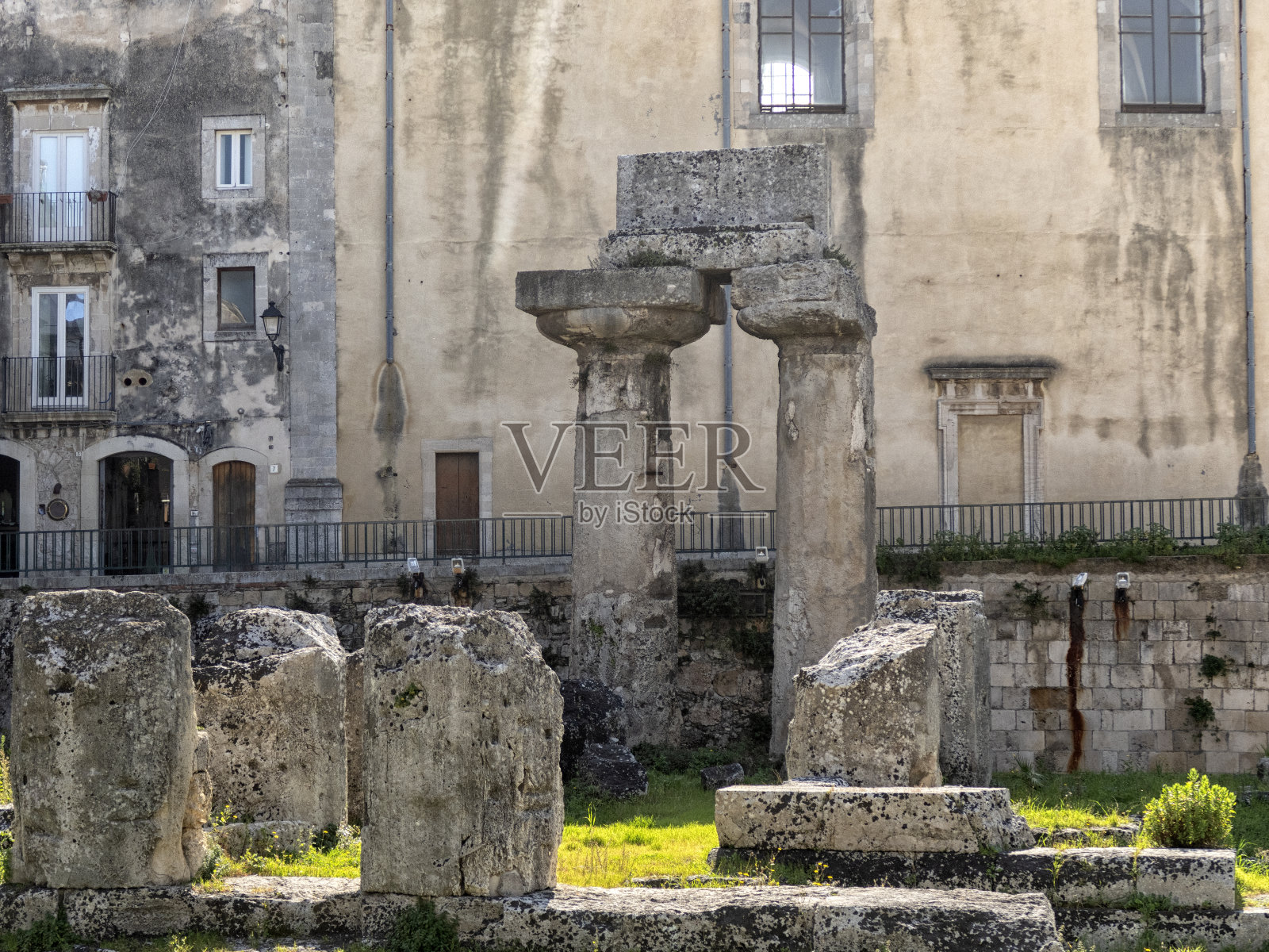 锡拉库萨的城市。历史建筑一览。意大利西西里岛。照片摄影图片