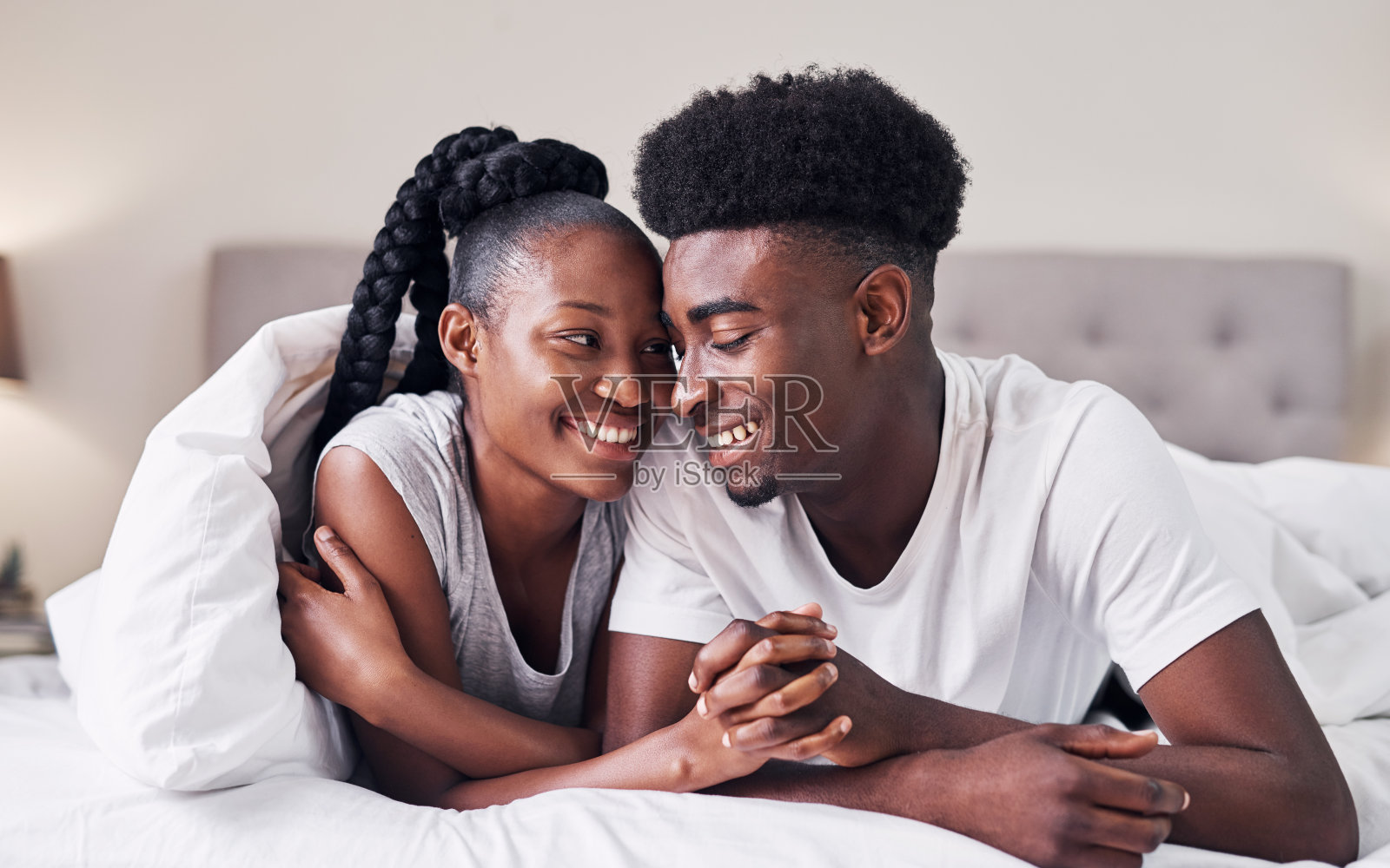 我从来没有像现在这样有家的感觉照片摄影图片