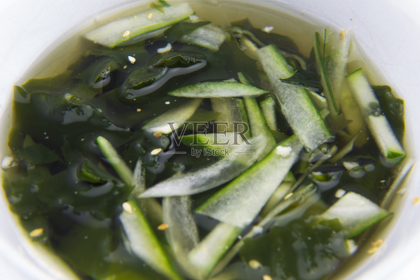 海带黄瓜汤照片摄影图片