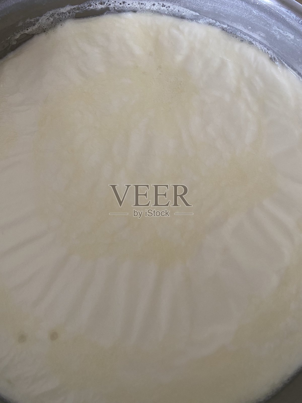 土耳其安卡拉牛奶酸奶屋村天然牛奶牛奶乳脂打发奶油牛奶巴氏杀菌布鲁氏菌病照片摄影图片