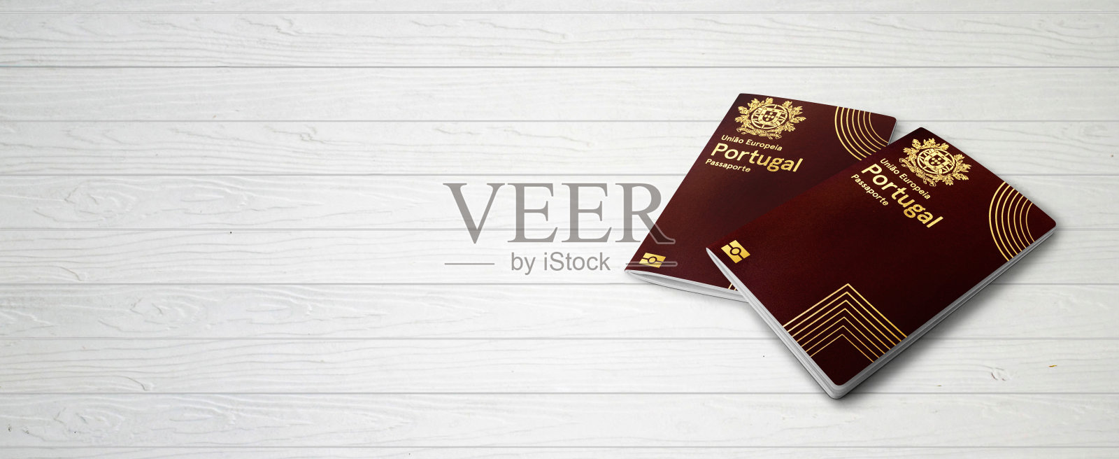 葡萄牙护照上的木材线背景横幅与复制空间- 3D插图照片摄影图片