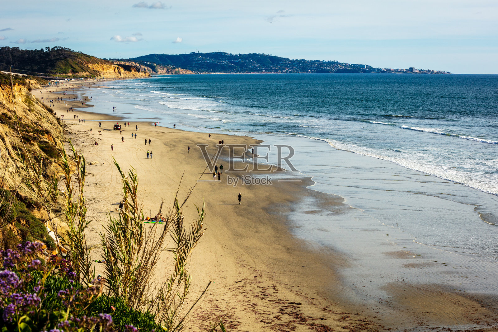 日落在特里松和德尔马海滩，加利福尼亚州圣地亚哥照片摄影图片