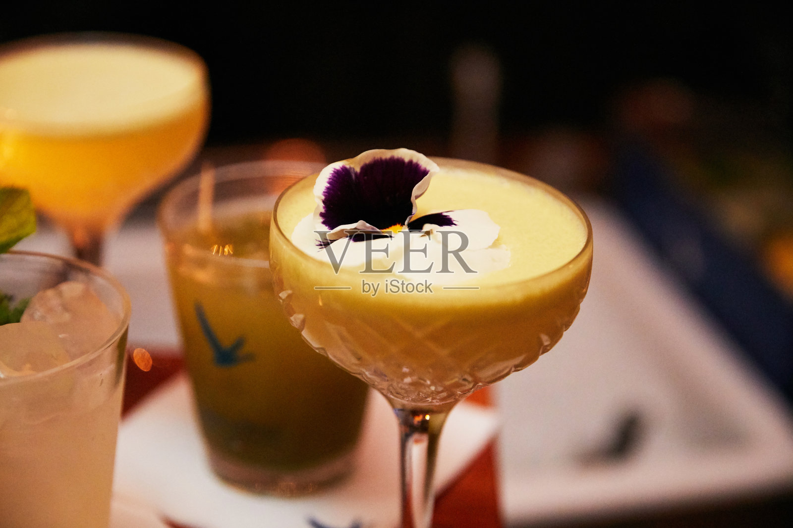 鸡尾酒小时照片摄影图片
