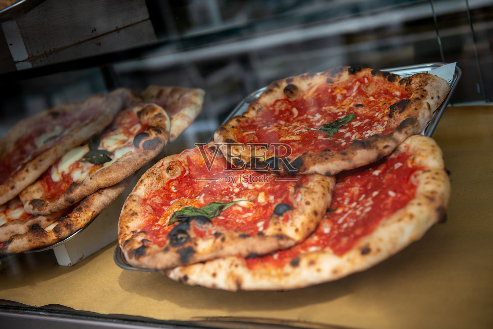 那不勒斯的比萨照片摄影图片