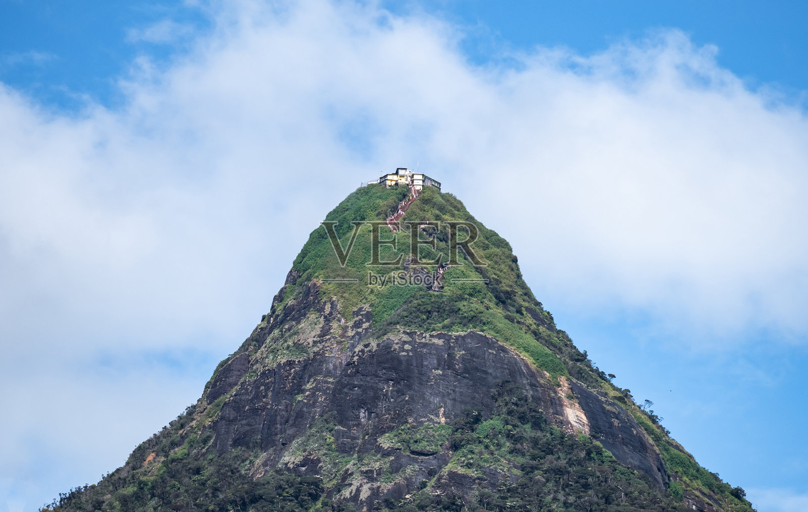 斯里帕达，亚当在斯里兰卡的最高峰照片摄影图片