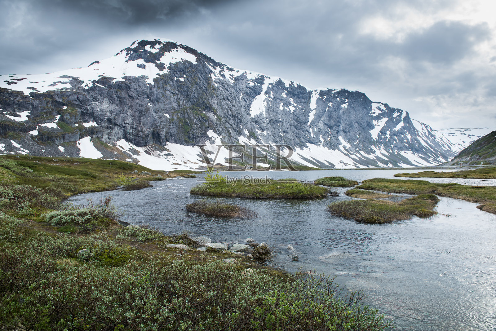 挪威盖兰格峡湾美丽的风景照片摄影图片