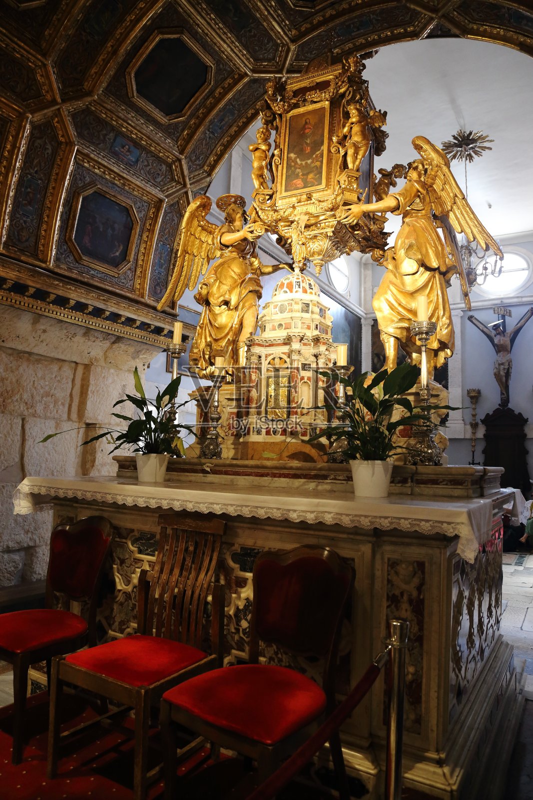 圣多姆尼乌斯大教堂和钟楼照片摄影图片